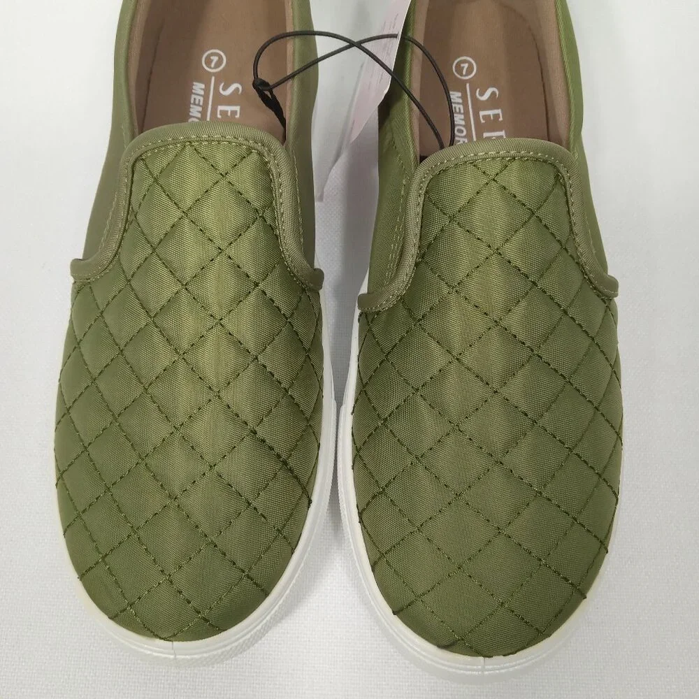 SERRA Women's Quilted Memory Foam Green Slip On Loafer Size 7 *NWT